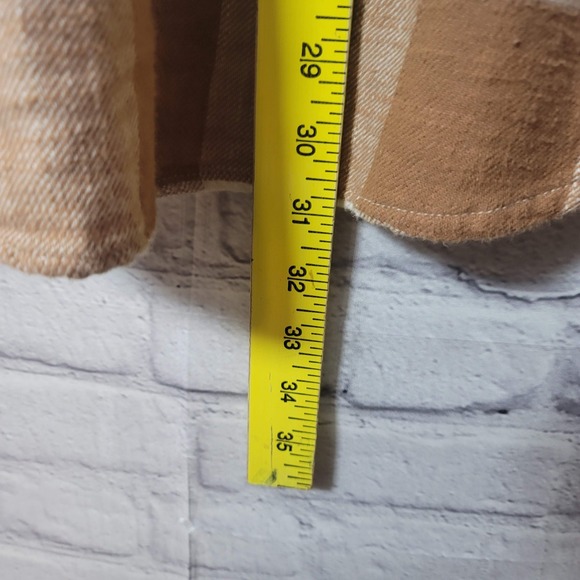 American Eagle Womens Brown Buffalo Plaid Flannel Shirt Oversized Small S Cozy - Picture 8 of 8